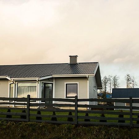 Estate Holiday Home Кулдіга Екстер'єр фото
