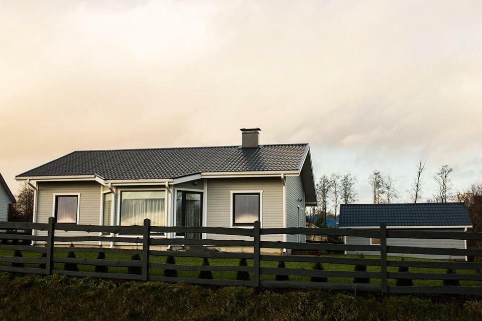 Estate Holiday Home Кулдіга Екстер'єр фото